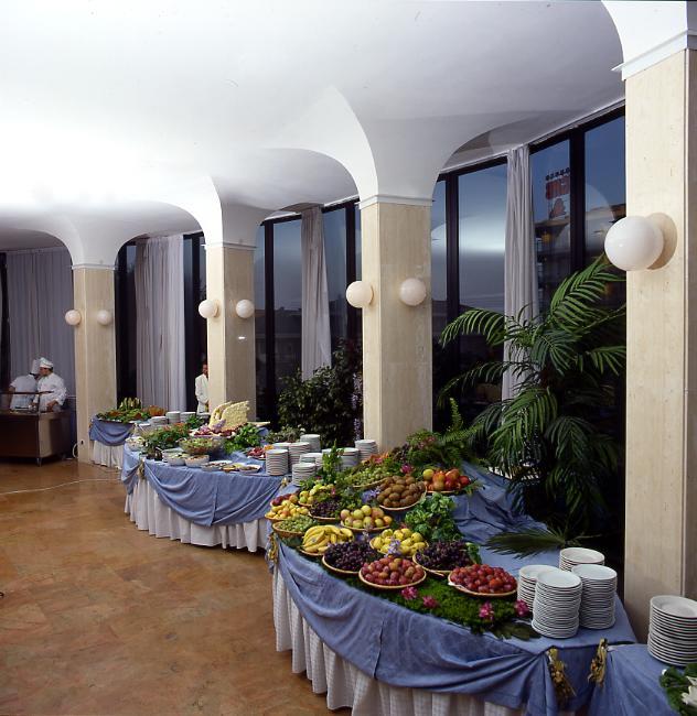 Hotel President Silvi Marina Exterior photo
